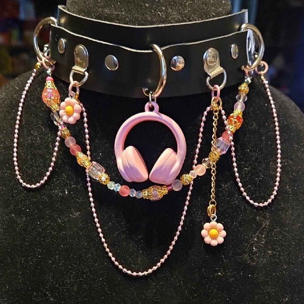Pink and Gold Beaded Choker Necklace